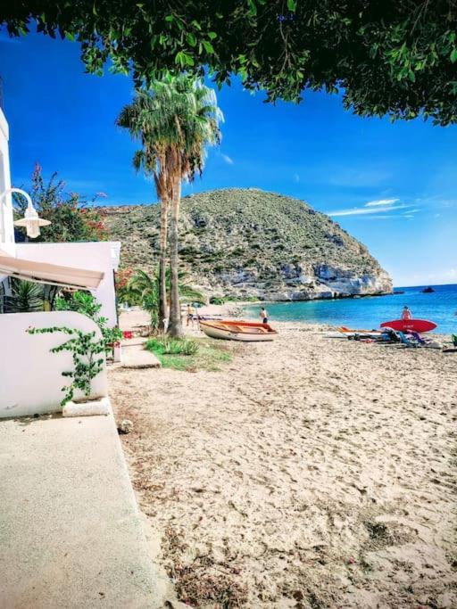 Bohemian 2 Bed Apartamento Amarillo Agua Amarga  Exterior photo